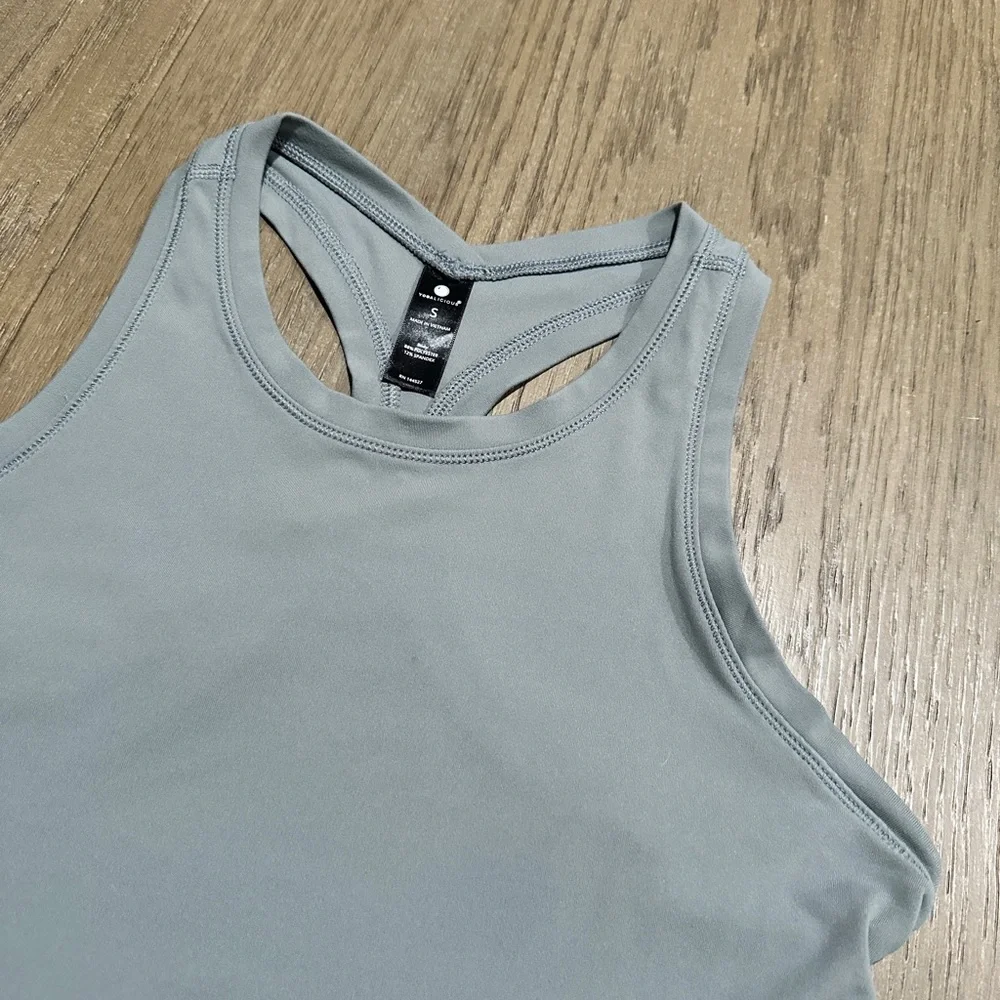 Yogalicious Racerback Tank Top Size Small Light Green - Picture 2 of 6